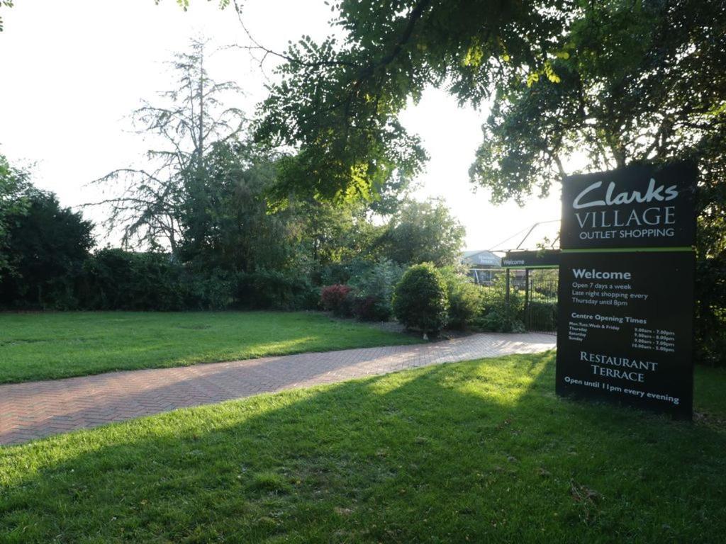 The Nest - Family Friendly Caravan Nr Glastonbury & Street Somerton  Ngoại thất bức ảnh