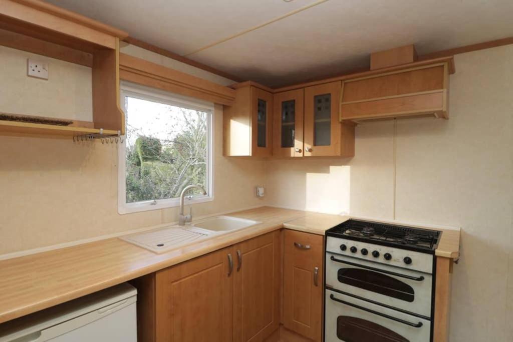The Nest - Family Friendly Caravan Nr Glastonbury & Street Somerton  Ngoại thất bức ảnh